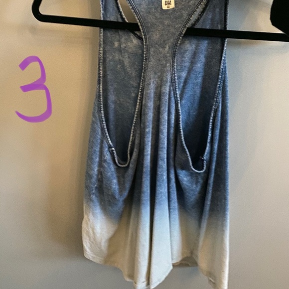 Billabong Tank - Picture 2 of 2